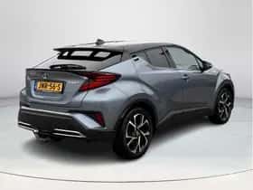 Toyota C-HR (2020) thumbnail 5