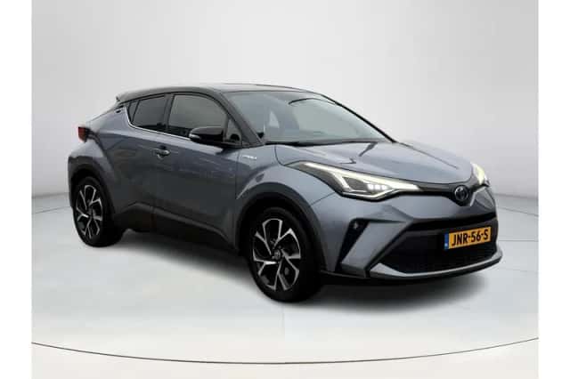 Toyota C-HR (2020) thumbnail 6