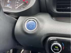Toyota Yaris (2022) thumbnail 24