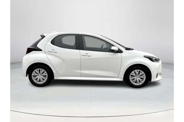 Toyota Yaris (2022) thumbnail 6