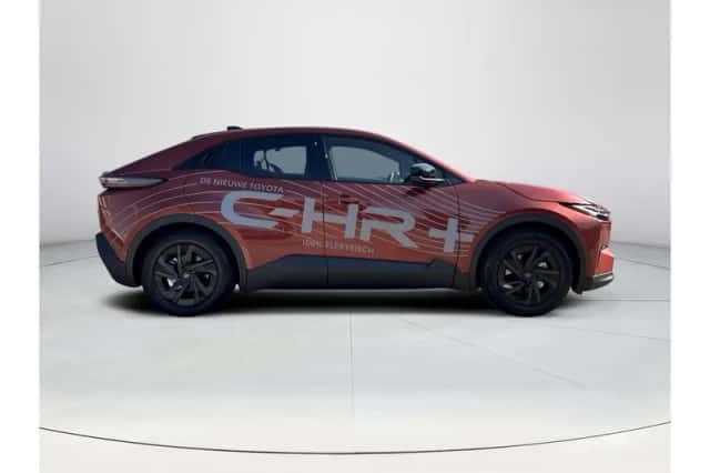 Toyota C-HR+ (2026) thumbnail 6