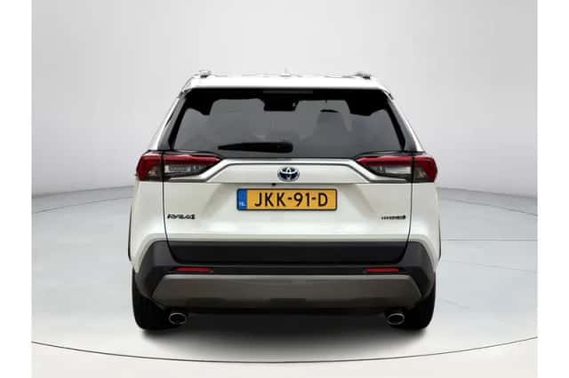 Toyota RAV4 (2022) thumbnail 4