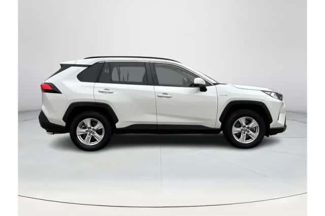 Toyota RAV4 (2022) thumbnail 6