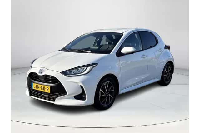 Toyota Yaris (2021) thumbnail 1