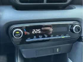 Toyota Yaris (2021) thumbnail 19