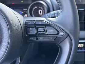 Toyota Yaris (2021) thumbnail 24