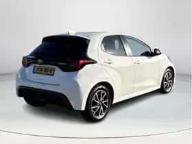 Toyota Yaris (2021) thumbnail 5