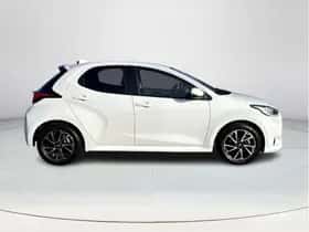 Toyota Yaris (2021) thumbnail 6