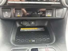 Toyota RAV4 (2022) thumbnail 15