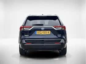 Toyota RAV4 (2022) thumbnail 4