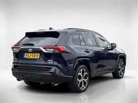 Toyota RAV4 (2022) thumbnail 5