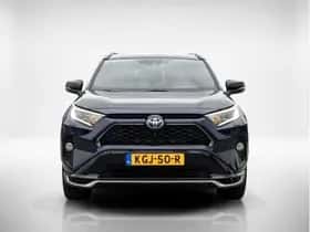 Toyota RAV4 (2022) thumbnail 8