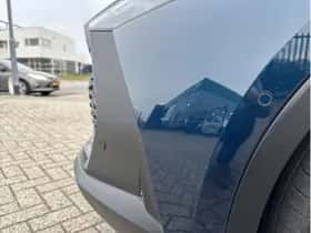 Toyota C-HR (2025) thumbnail 26