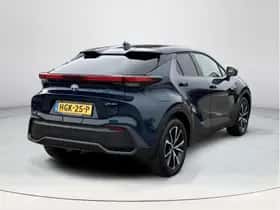 Toyota C-HR (2025) thumbnail 5