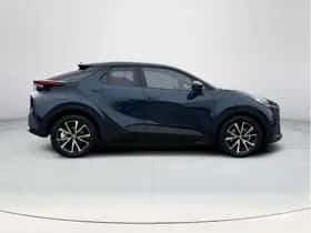 Toyota C-HR (2025) thumbnail 6