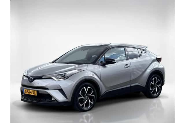 Toyota C-HR (2019) thumbnail 1