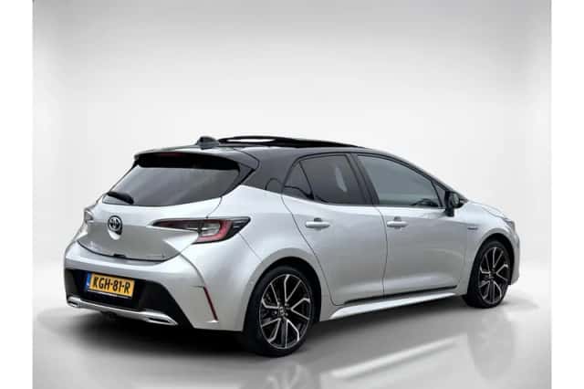 Toyota Corolla (2021) thumbnail 5
