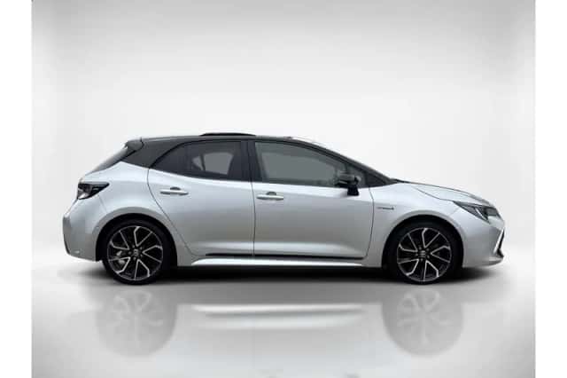Toyota Corolla (2021) thumbnail 6