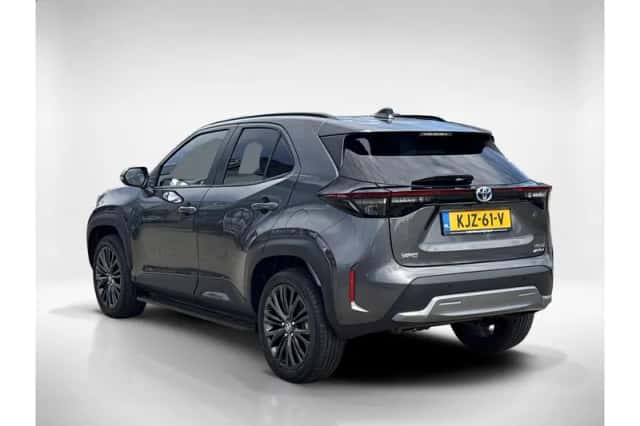 Toyota Yaris Cross (2023) thumbnail 3