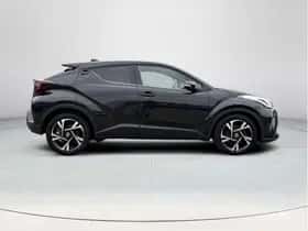 Toyota C-HR (2023) thumbnail 6