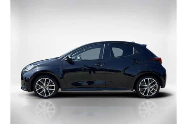 Toyota Yaris (2024) thumbnail 2
