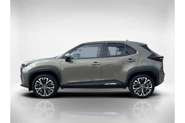 Toyota Yaris Cross (2022) thumbnail 2