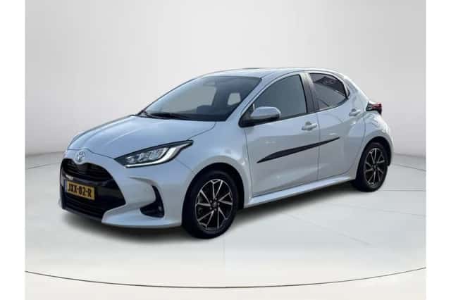 Toyota Yaris (2025) thumbnail 1