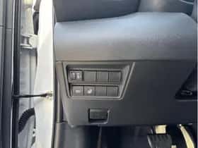 Toyota Yaris (2025) thumbnail 11