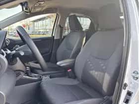 Toyota Yaris (2025) thumbnail 12