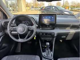 Toyota Yaris (2025) thumbnail 14