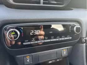 Toyota Yaris (2025) thumbnail 24