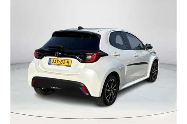 Toyota Yaris (2025) thumbnail 5
