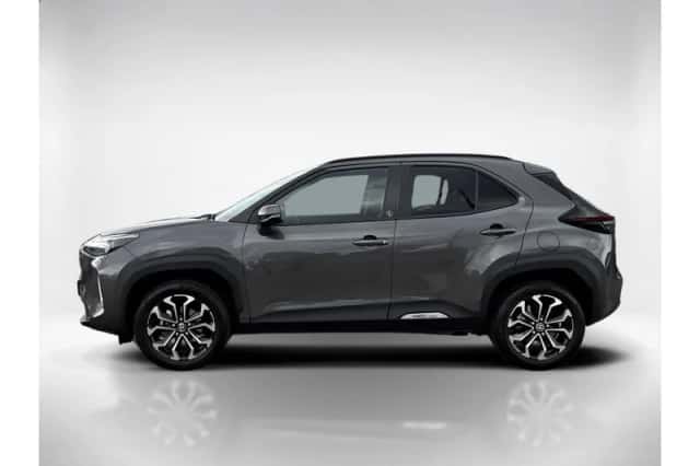 Toyota Yaris Cross (2024) thumbnail 2