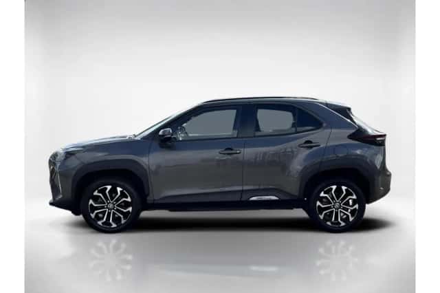 Toyota Yaris Cross (2023) thumbnail 2
