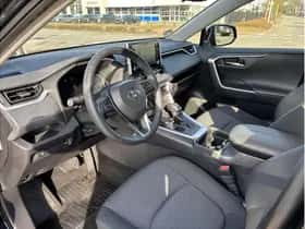 Toyota RAV4 (2020) thumbnail 9