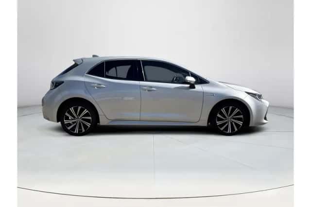Toyota Corolla (2022) thumbnail 6