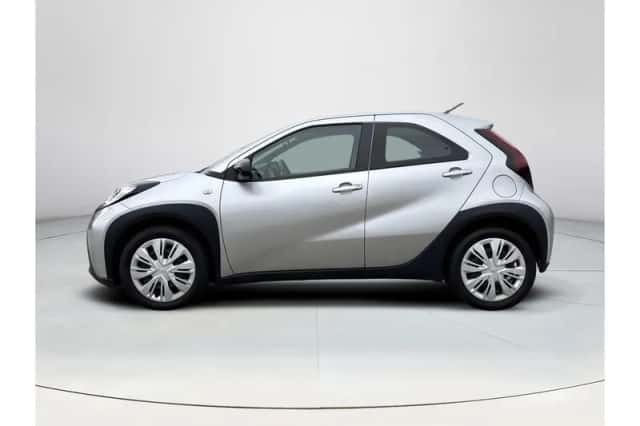 Toyota Aygo X (2022) thumbnail 2