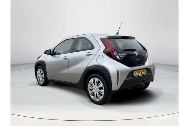 Toyota Aygo X (2022) thumbnail 3