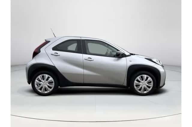 Toyota Aygo X (2022) thumbnail 6