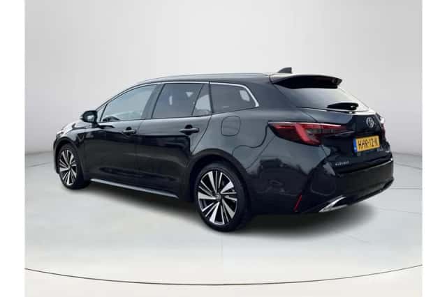 Toyota Corolla (2025) thumbnail 3