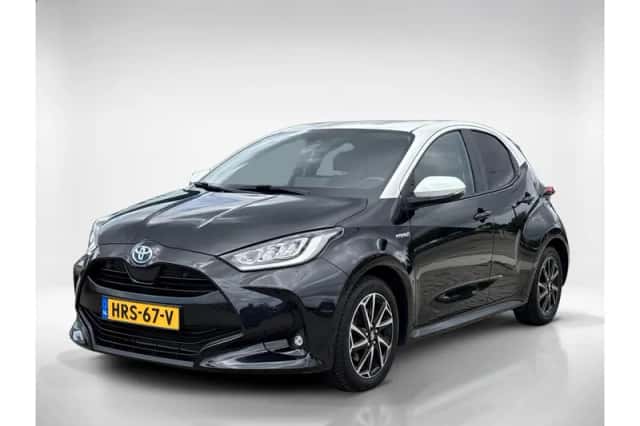 Toyota Yaris (2021) thumbnail 1