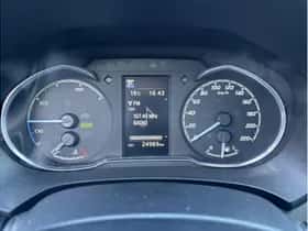 Toyota Yaris (2018) thumbnail 15