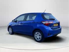 Toyota Yaris (2018) thumbnail 3