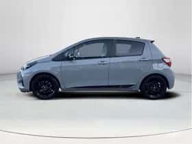 Toyota Yaris (2019) thumbnail 2