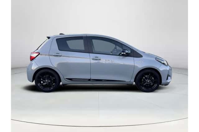 Toyota Yaris (2019) thumbnail 5