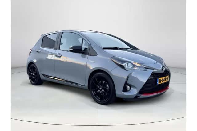 Toyota Yaris (2019) thumbnail 6