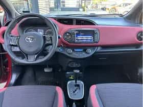Toyota Yaris (2019) thumbnail 13