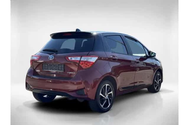 Toyota Yaris (2019) thumbnail 5