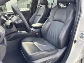 Toyota RAV4 (2020) thumbnail 12
