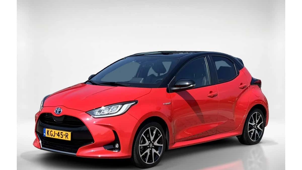 Toyota Yaris (2021) — foto 1